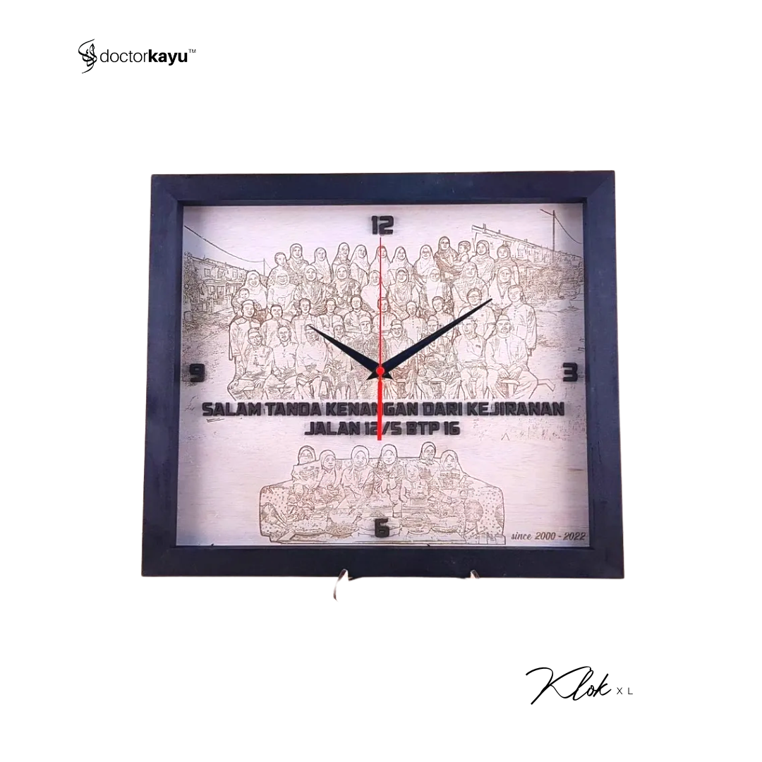 Wall Clock XL 36cm x 42cm by doctorkayu