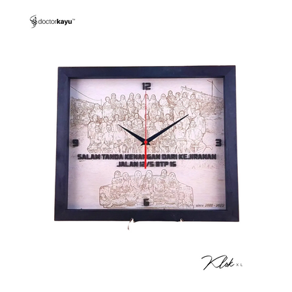 Wall Clock XL 36cm x 42cm by doctorkayu