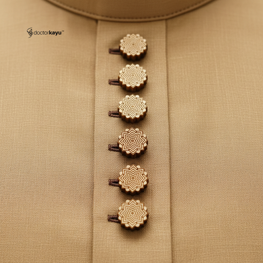 Close-up showing 5 button slots with 1.2cm buttons